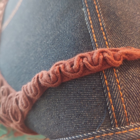 Debbie Miller for Rigo Tank - Picture 7 of 10